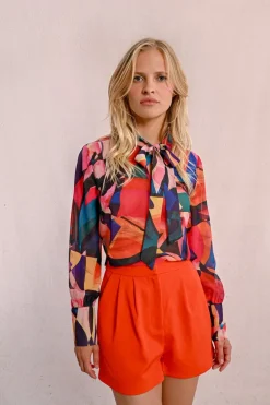 Blouse à col lavalière, à imprimé et en semi-transparence