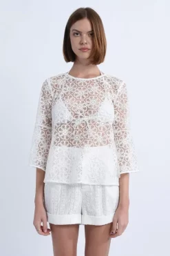 Blouse large en dentelle