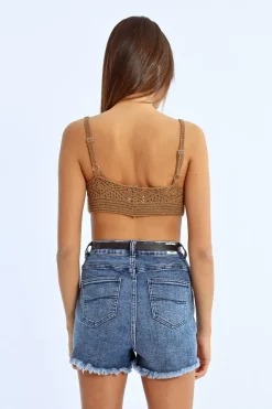 Brassière ajourée en crochet