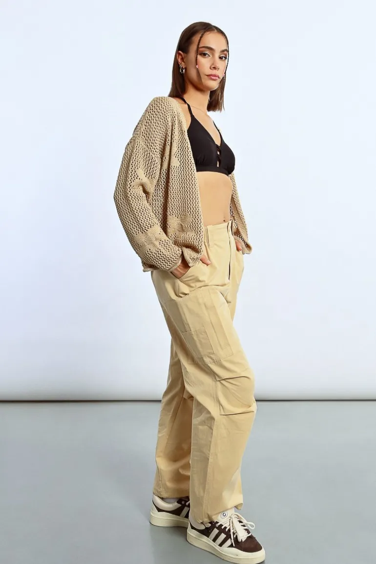 Cardigan en crochet fleurs