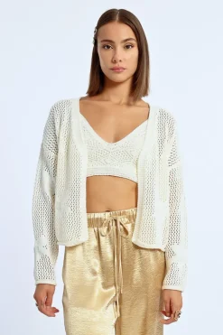 Cardigan en crochet fleurs
