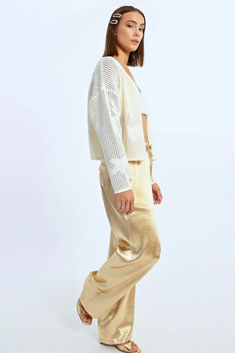 Cardigan en crochet fleurs
