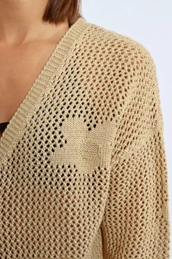 Cardigan en crochet fleurs