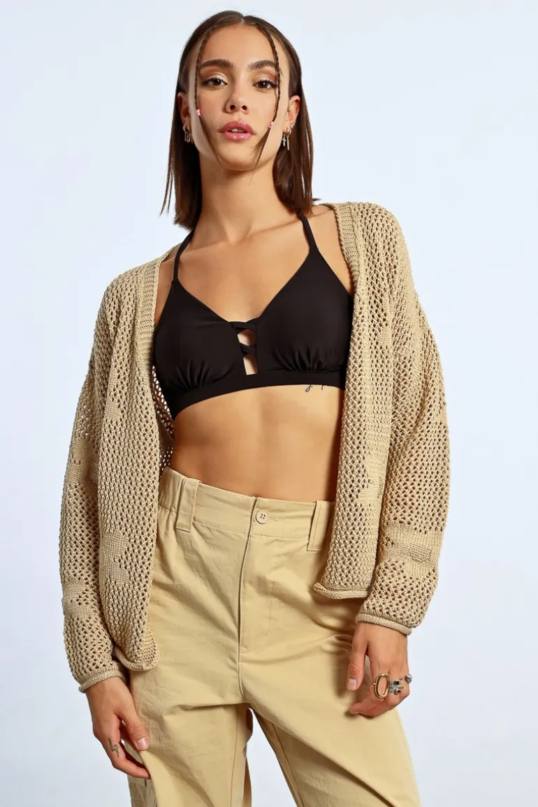Cardigan en crochet fleurs