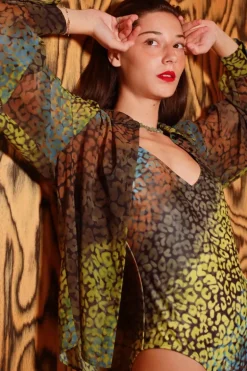 Chemise imprimée en transparence