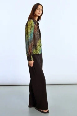 Chemise imprimée en transparence