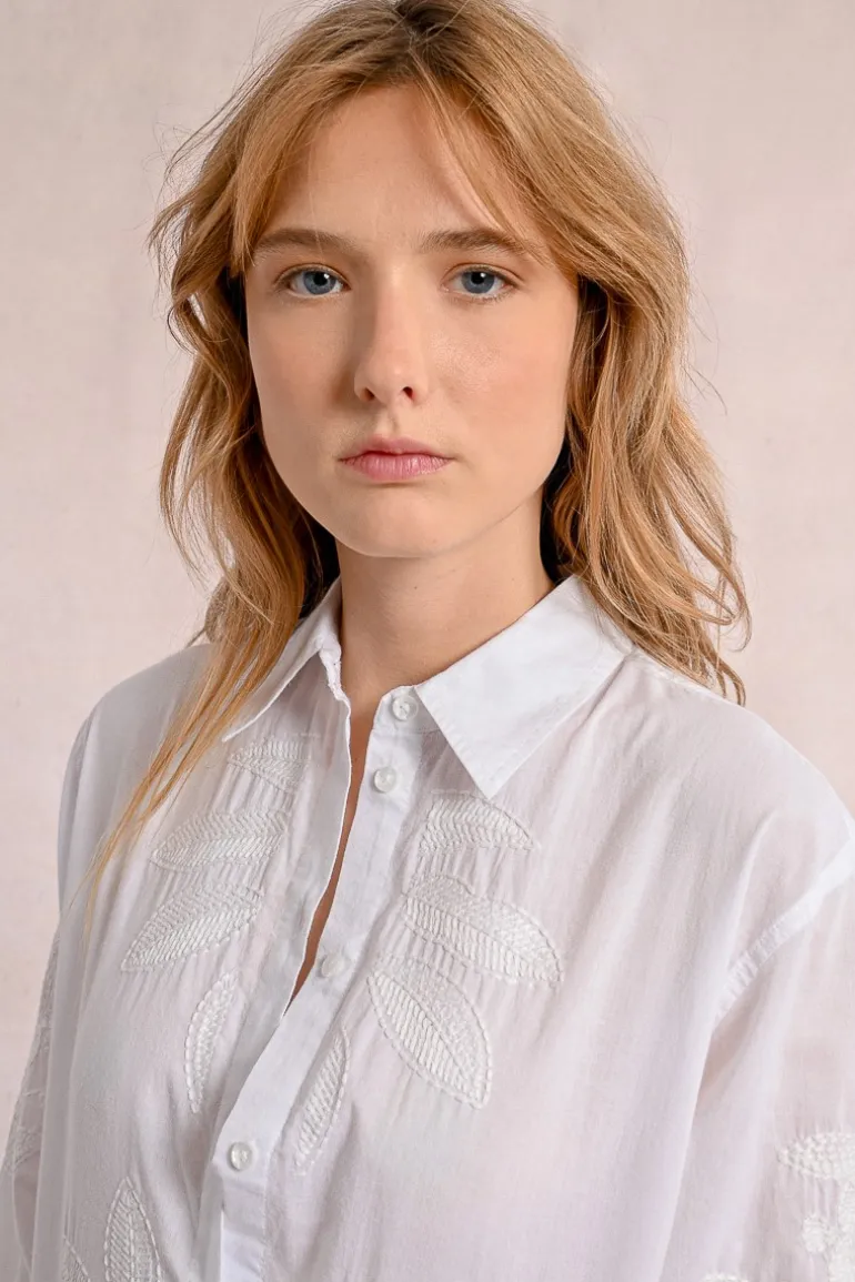 Chemise oversize avec des broderies