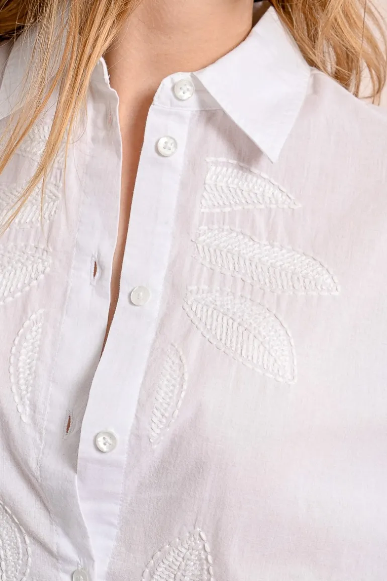 Chemise oversize avec des broderies