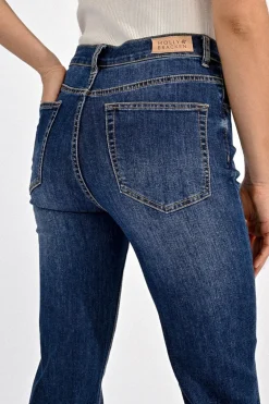 Jean mom