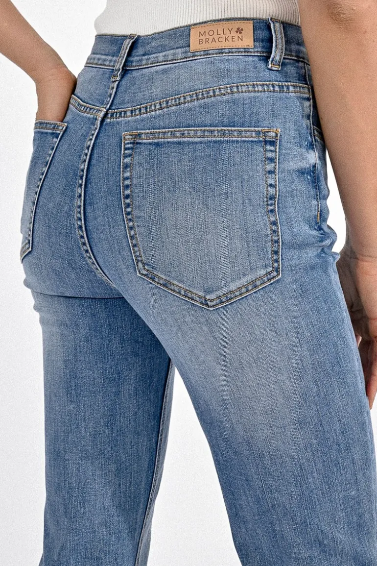 Jean mom