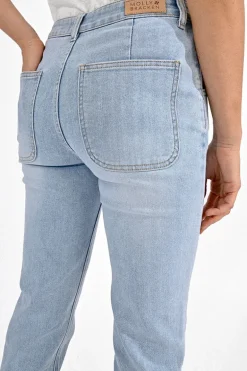 Jean straight