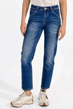 Jean straight