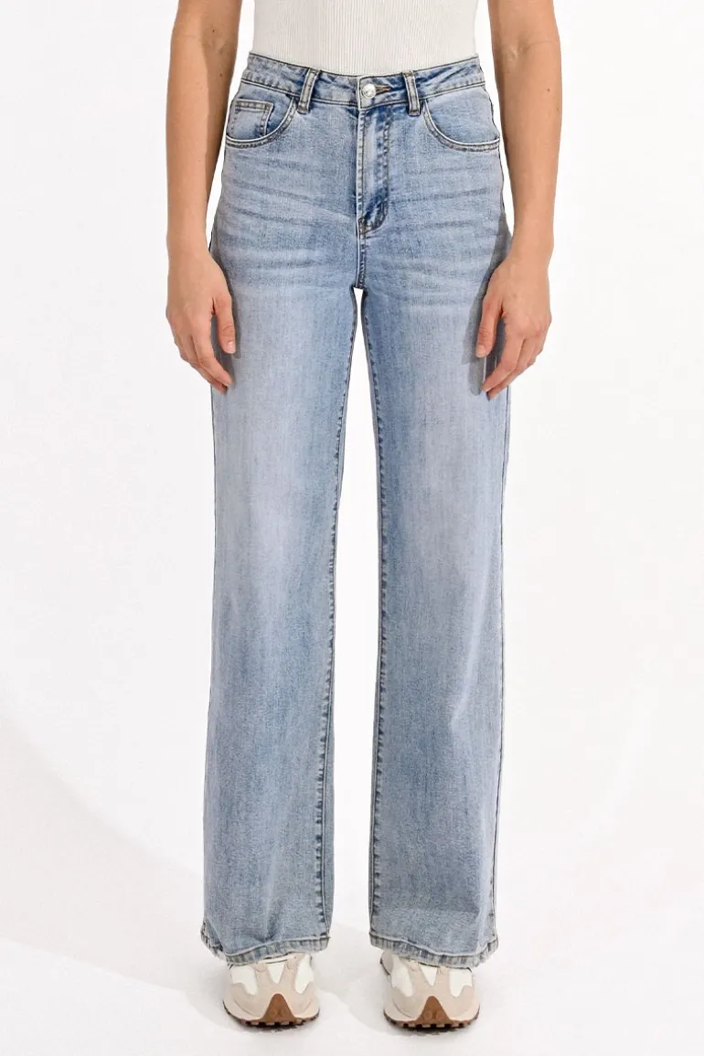 Jeans large à la taille haute