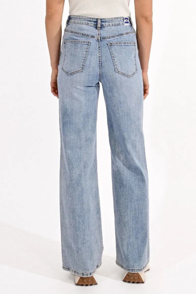 Jeans large à la taille haute