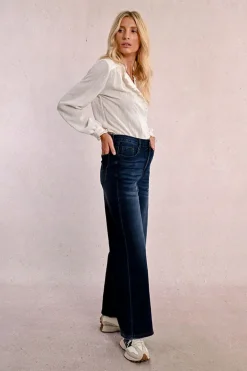 Jeans large à la taille haute