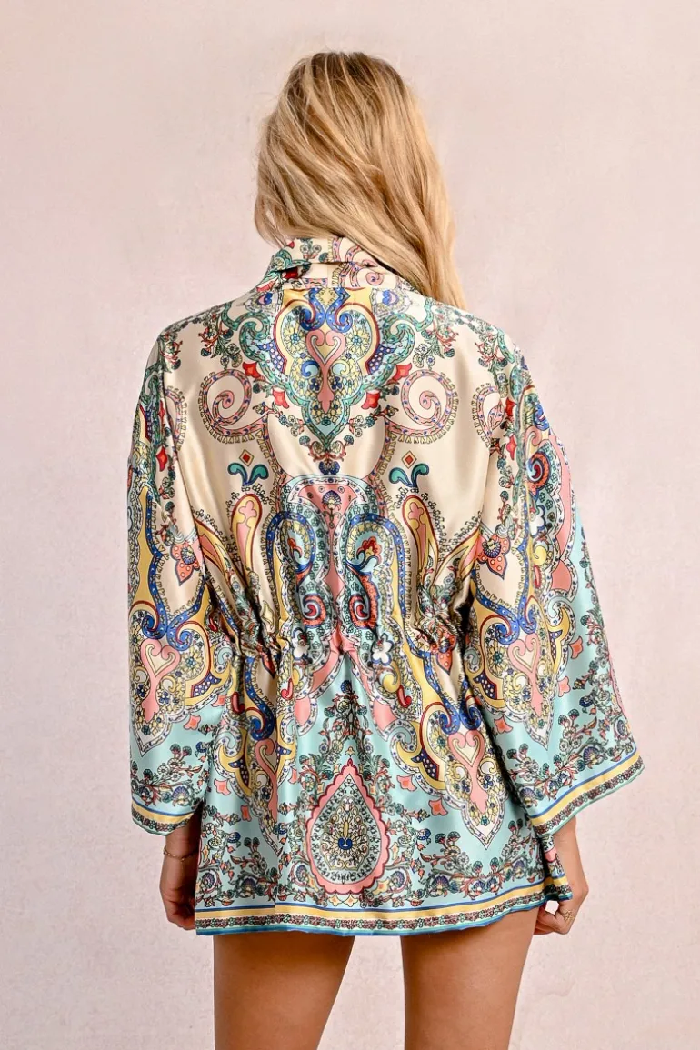 Kimono satiné et imprimé
