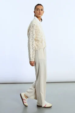 Large pull oversize