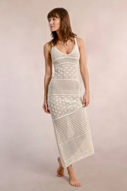 Longue robe ajourée à bretelles