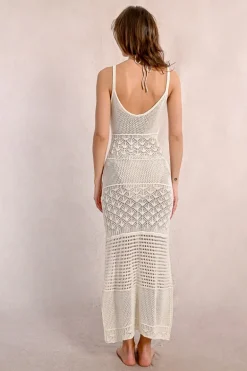 Longue robe ajourée à bretelles