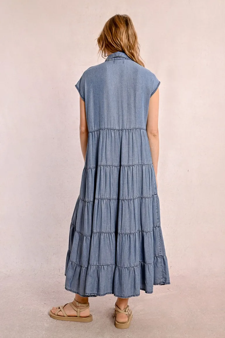 Longue robe chemise à volants