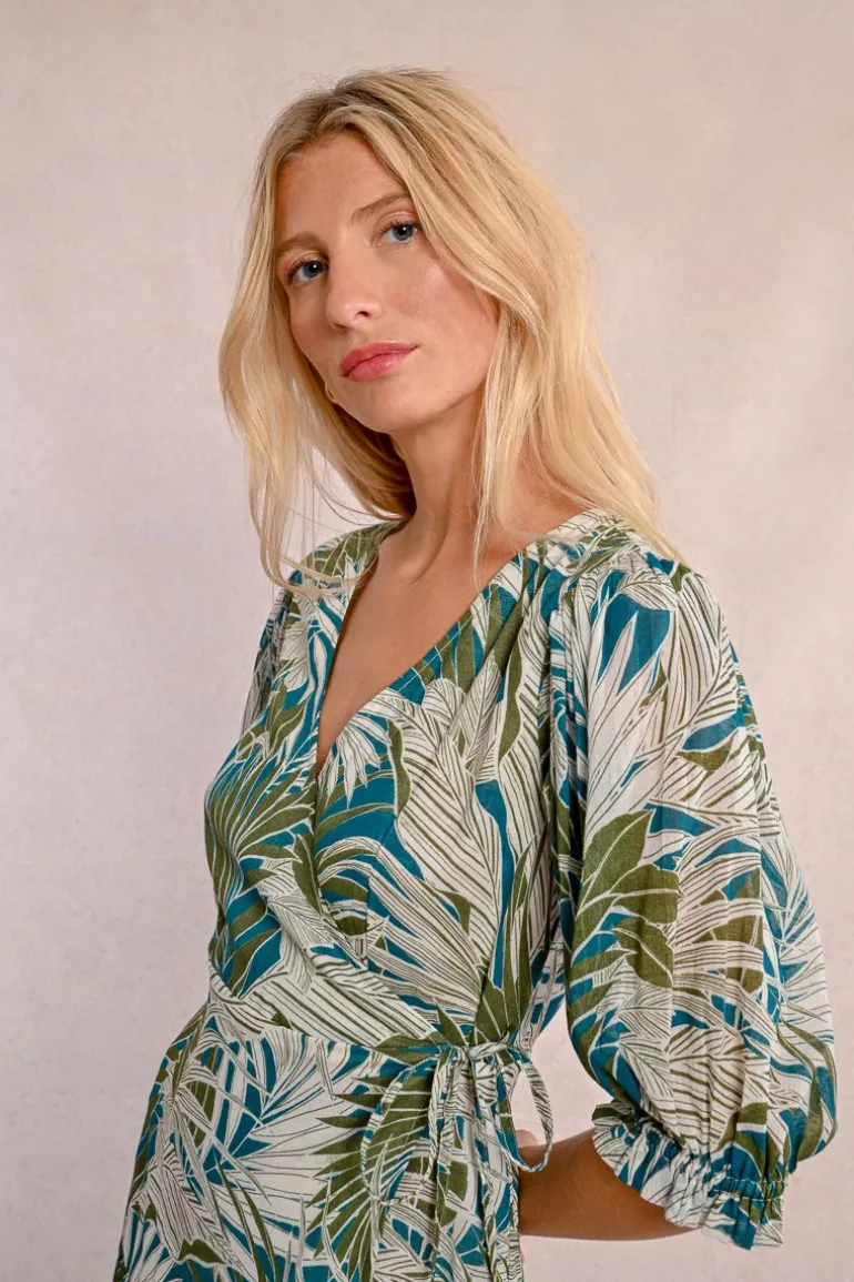 Longue robe portefeuille à volants
