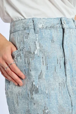 Mini-jupe en jean et sequins