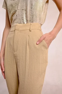 Pantalon carotte en lin