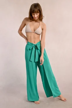 Pantalon fluide, ceinture à nouer