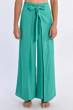 Pantalon fluide, ceinture à nouer