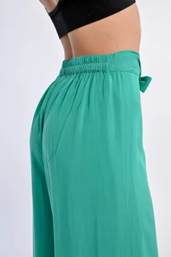 Pantalon fluide, ceinture à nouer