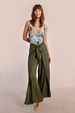 Pantalon fluide, ceinture à nouer