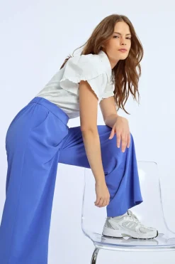Pantalon fluide et droit