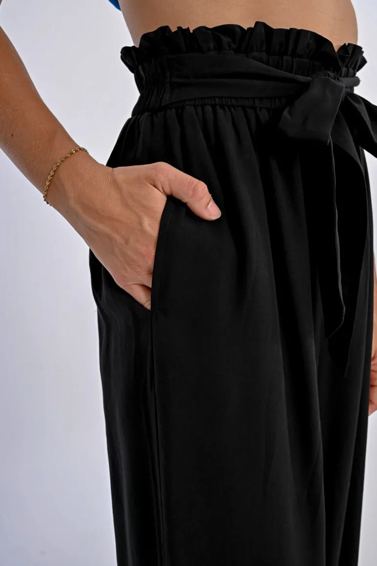 Pantalon large à la taille paper bag