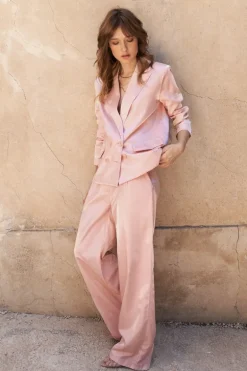 Pantalon large et satiné