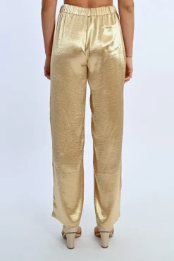 Pantalon large et satiné