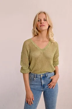 Pull en maille ajourée et irisée