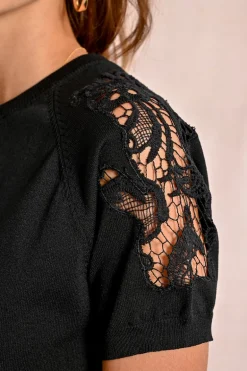 Pull en maille, manches courtes en dentelle