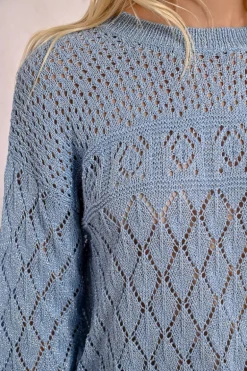 Pull en maille manches longues en semi-transparence