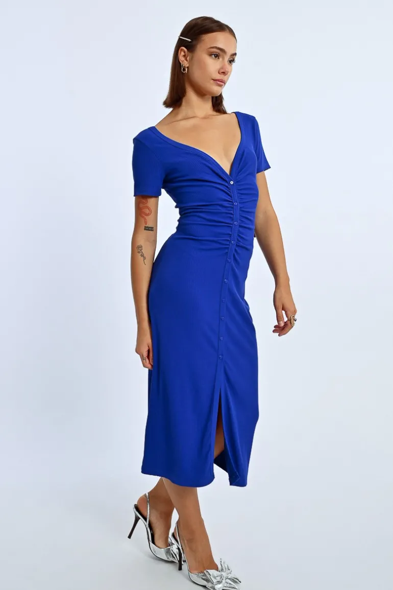 Robe boutonnée à fronces