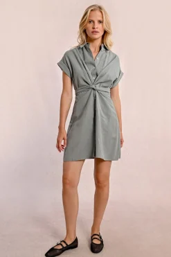 Robe chemise à dos nouable