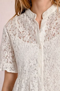 Robe chemise en dentelle