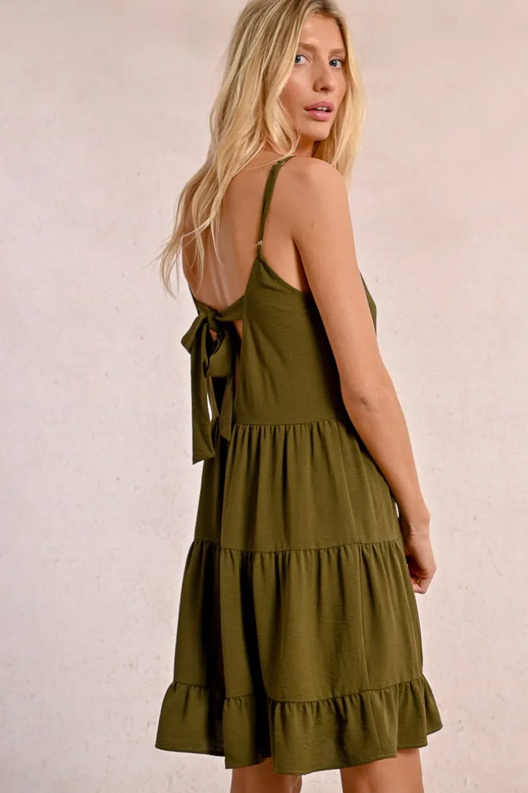 Robe courte à bretelles