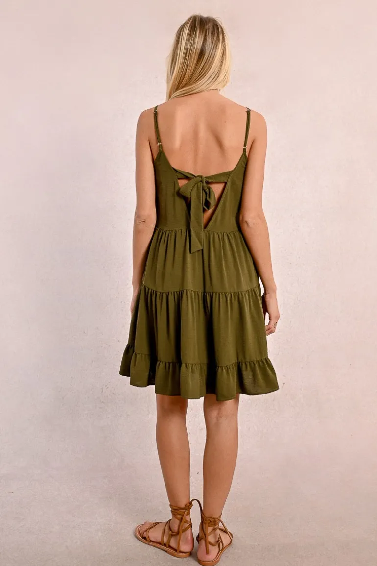 Robe courte à bretelles