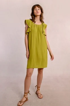 Robe courte à manches fantaisies