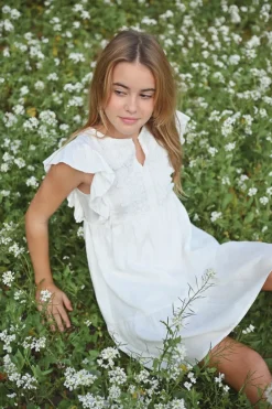 Robe courte avec détails broderie