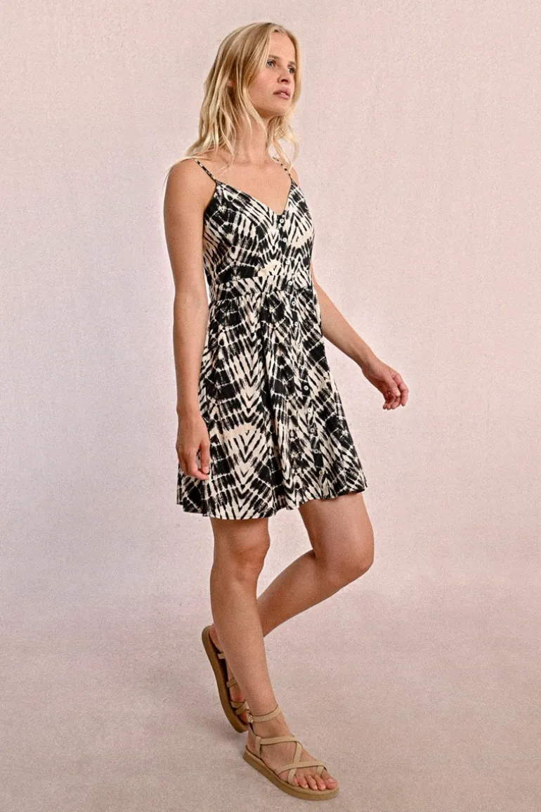 Robe courte, boutonnée
