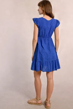 Robe courte en broderies anglaises