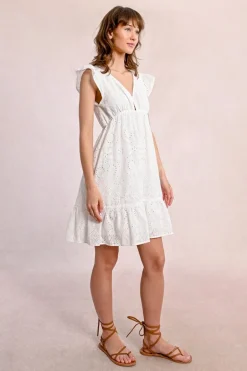 Robe courte en broderies anglaises