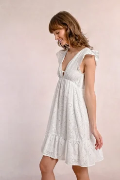 Robe courte en broderies anglaises