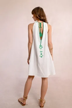 Robe courte en popeline brodé